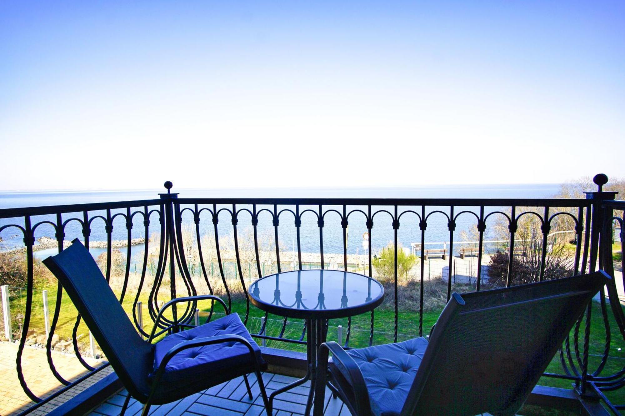Ferienwohnung Mit Traumhaftem Meerblick - Haus Am Meer Fewo 01 Lohme Extérieur photo