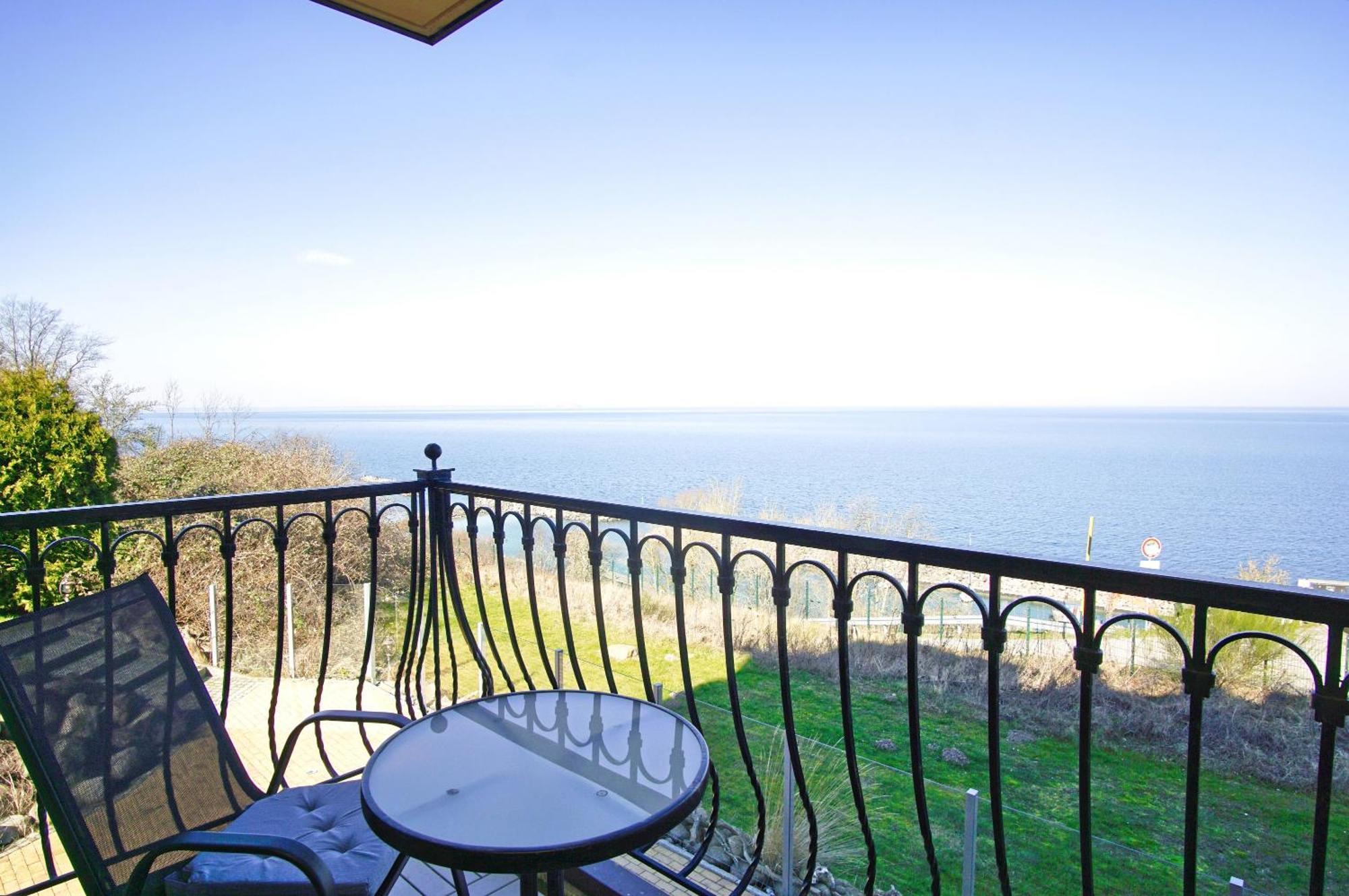 Ferienwohnung Mit Traumhaftem Meerblick - Haus Am Meer Fewo 01 Lohme Extérieur photo